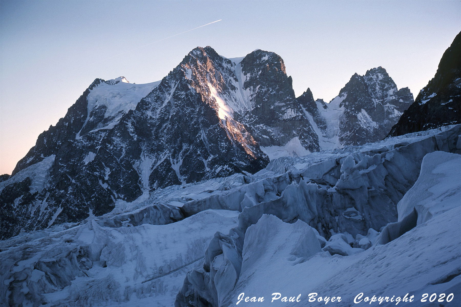 Parc des Ecrins Le Pelvoux, Pointe Durand 3932m, Pointe Puiseux 3943m, Pic Sans Nom 3913m