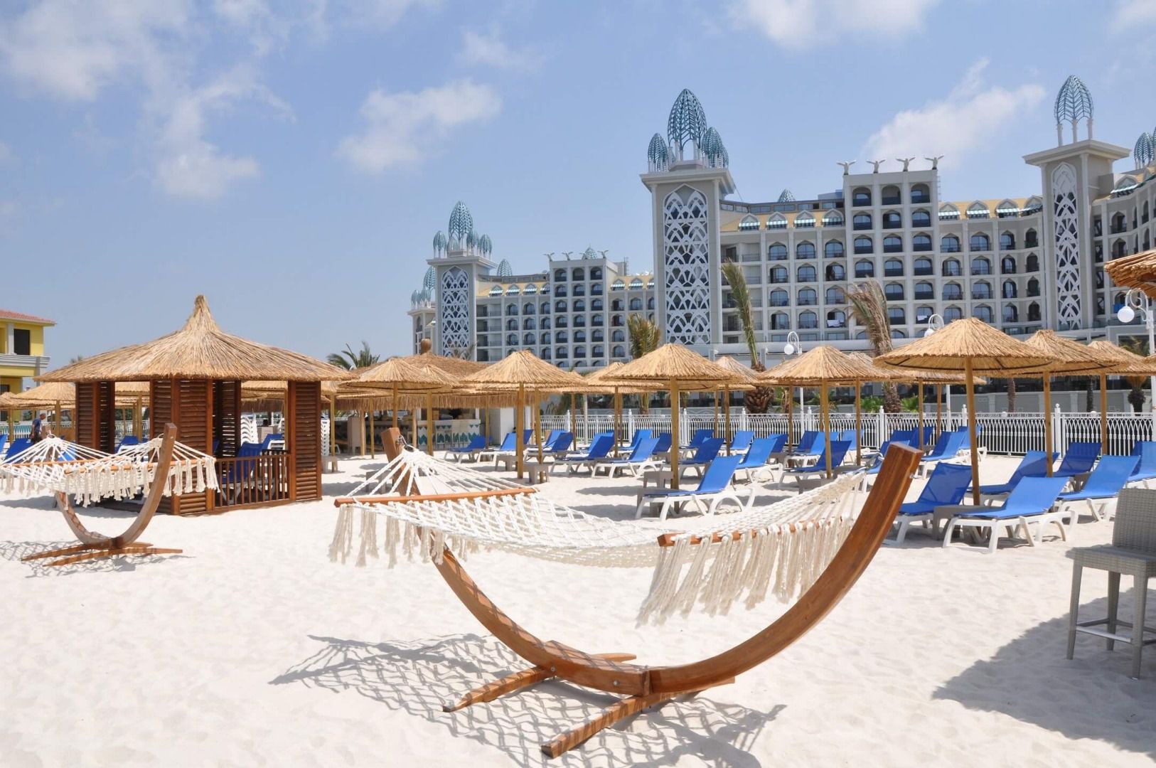 منتجع غرناطة لوكشري في انطاليا تركيا - ديزني لاند انطاليا