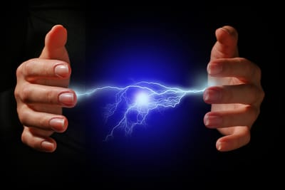 Factores que Intervienen la Electricdad en el Cuerpo Humano