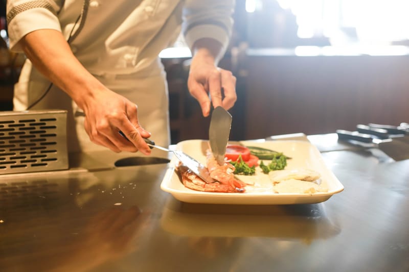 MANIPULACIÓN DE ALIMENTOS