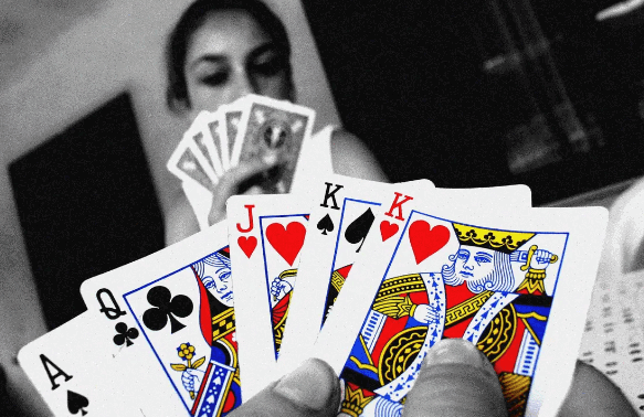 Anatomi Tangan Poker Online - Sepuluh Klub-9 Hati
