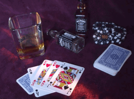 Cara Memenangkan Turnamen Poker Online Gratis dengan Menggertak