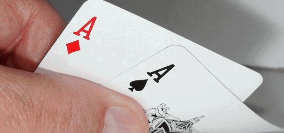 Ulasan Poker Online PKR