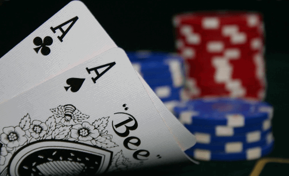 Ulasan Kamar Poker Online