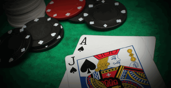 Nikmati Kenyamanan Bermain Poker Online