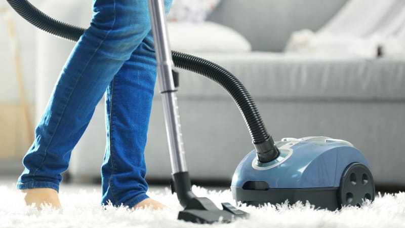 13 Vacuum Cleaning Tips for Your Floors