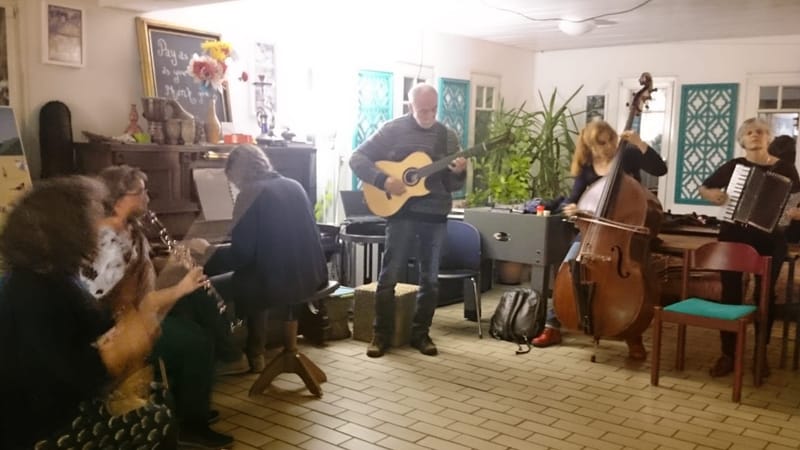 The Other (Klezmer–)Session