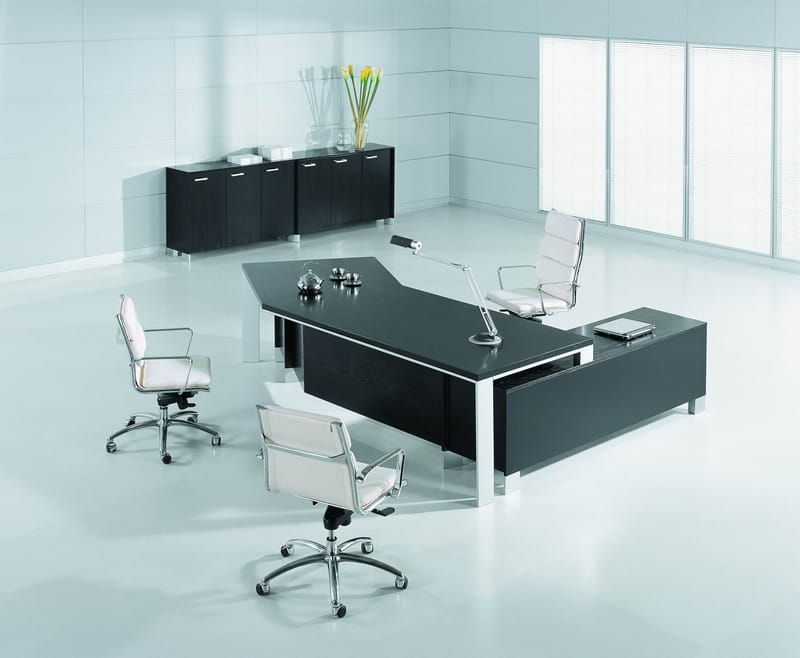 Which Most is Popular Office Furniture Trend Running in Market?
