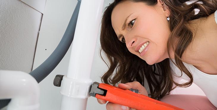 Fast Response Plumbers | Dealing with a plumbing emergency in Bromley