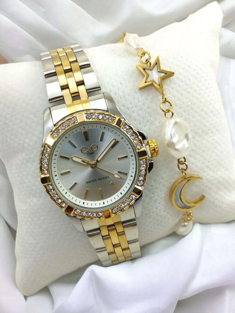 reloj con pulseras - abril