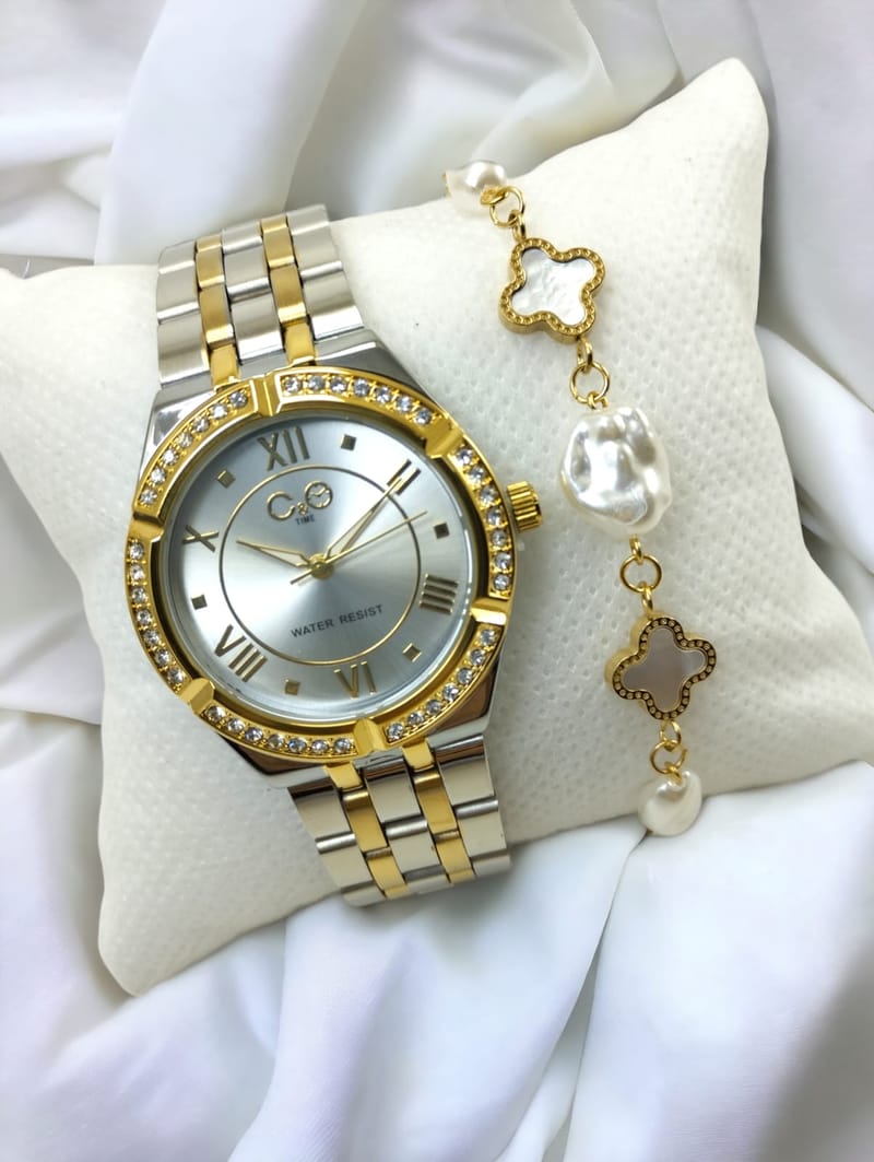 reloj con pulseras - abril