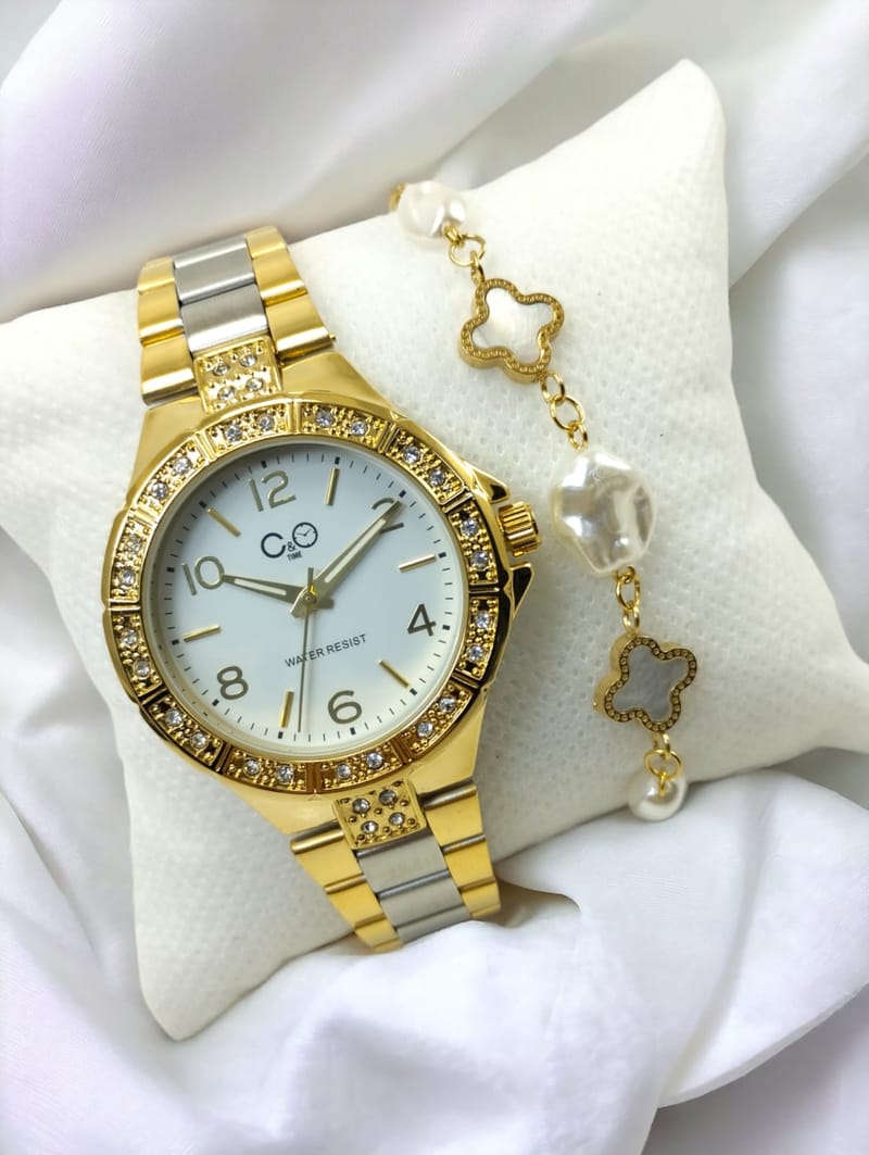 reloj con pulseras - abril