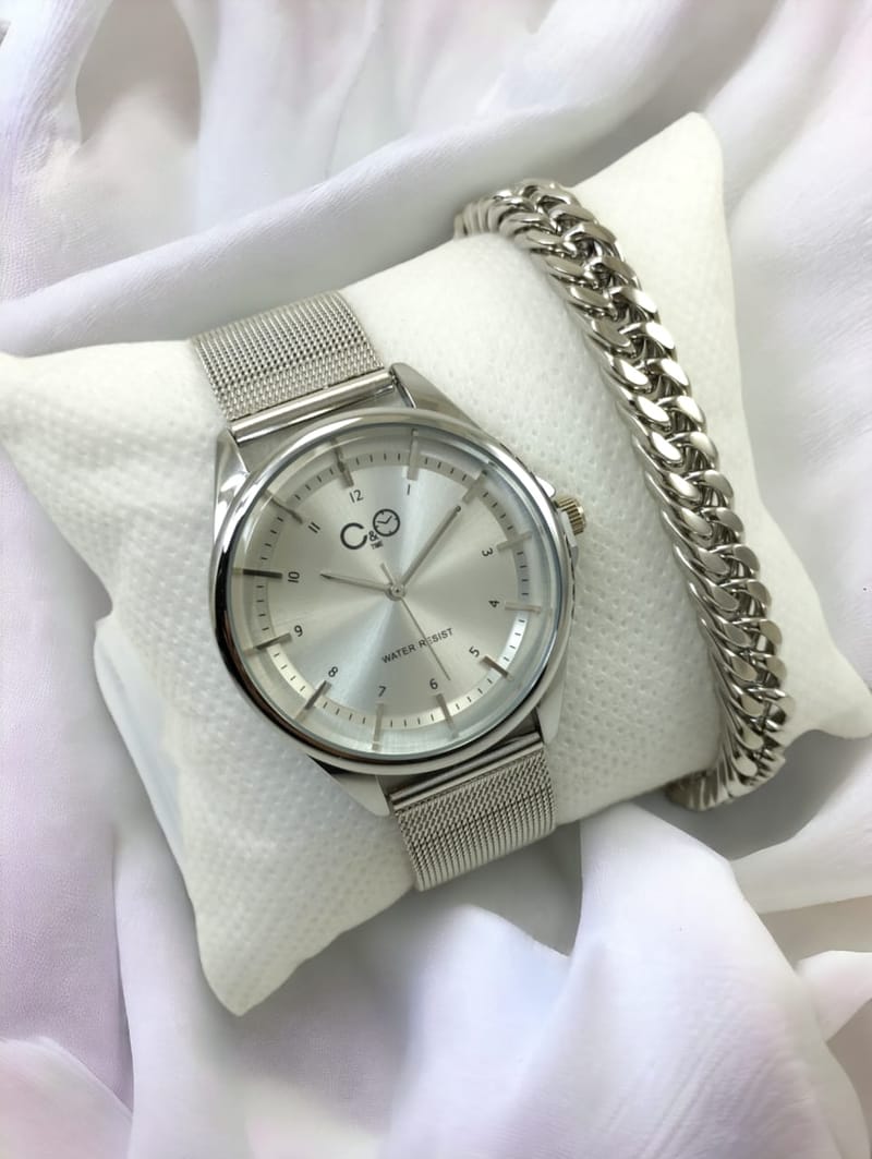 reloj con pulseras - abril