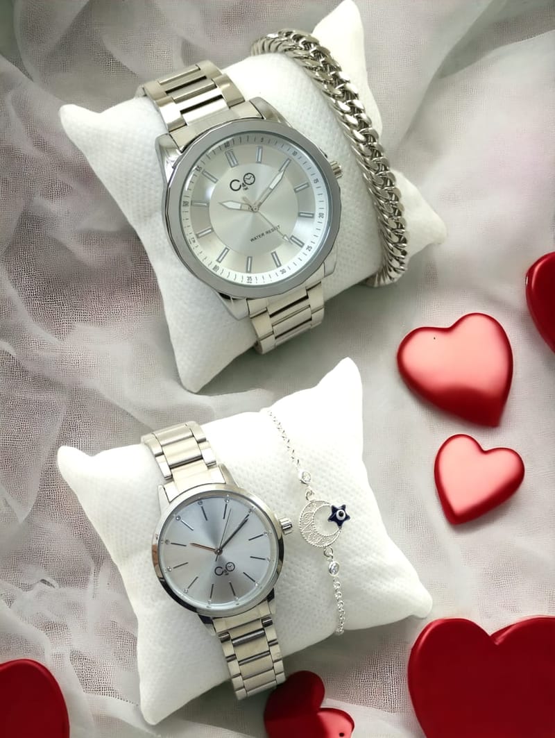 reloj con pulseras - abril