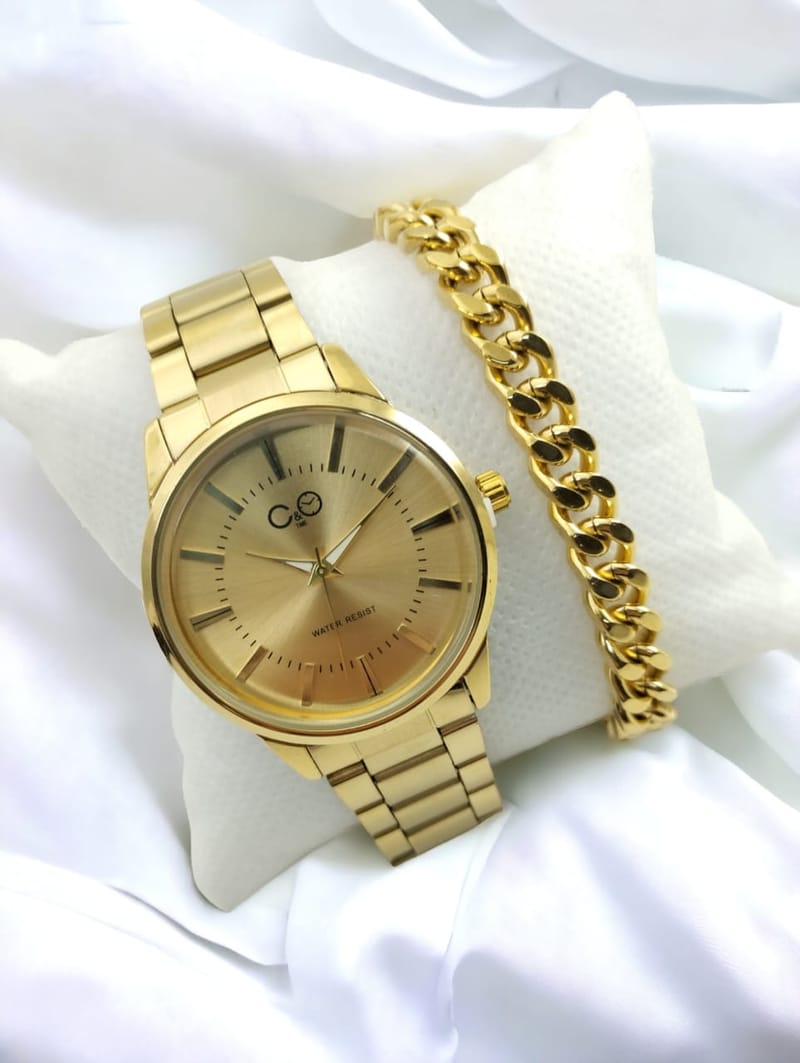 reloj con pulseras - abril