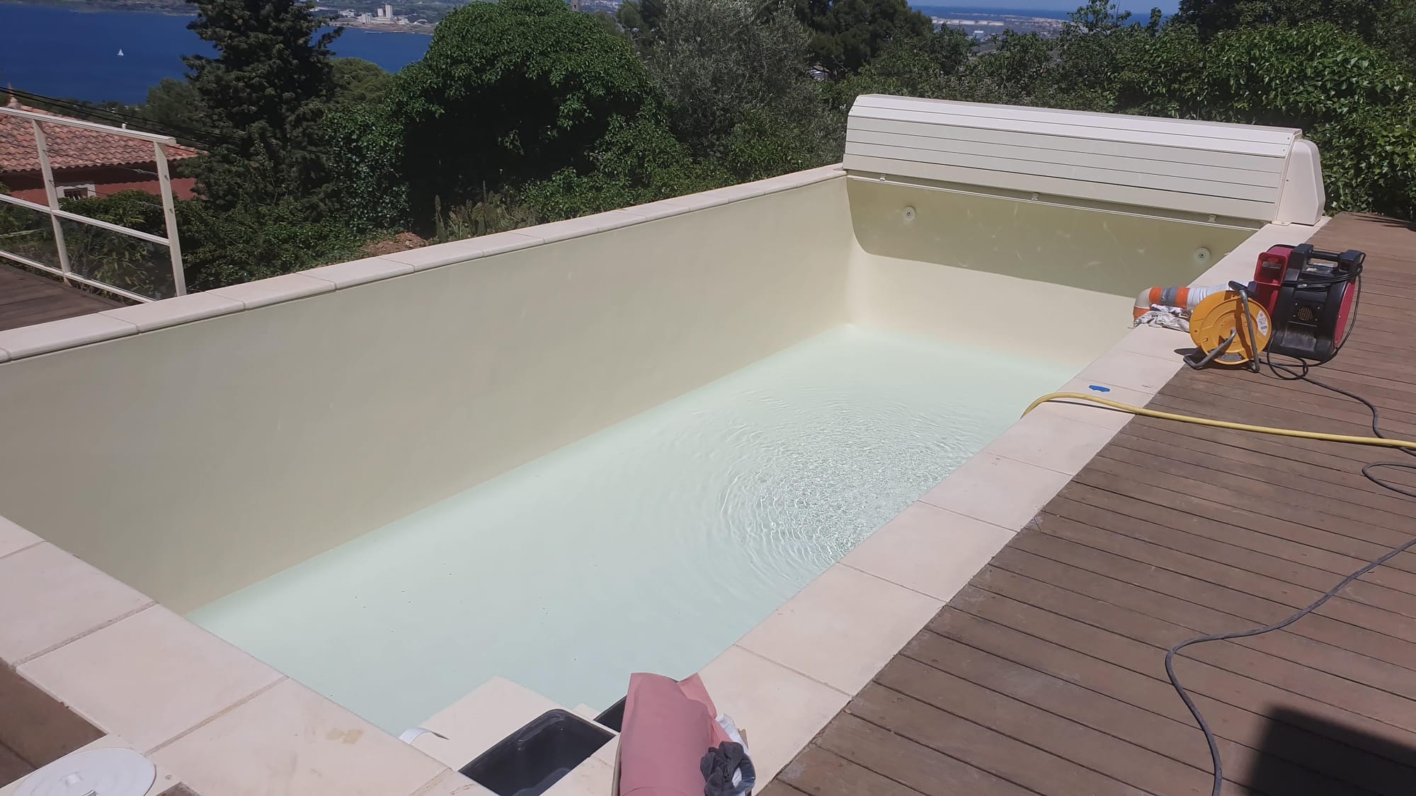 Rénovation piscine, liner couleur sable