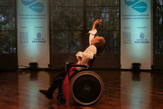 Bailarina   Leda Maria