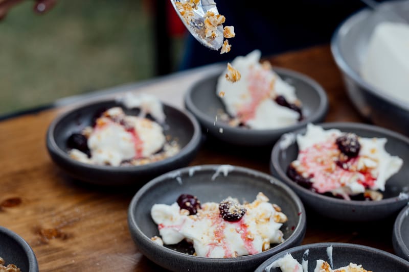 עדי & מקסוול