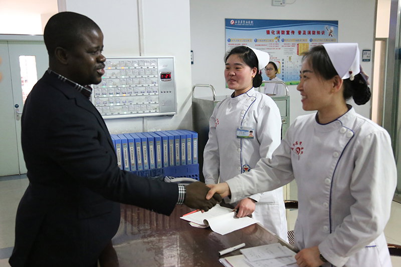 A patient’s elevated creatinine level 1121umol/L in our hospital is reduced to 737umol/L with our special Chinese medicine treatments