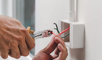 Top Signs That You Should Replace Your Power Socket