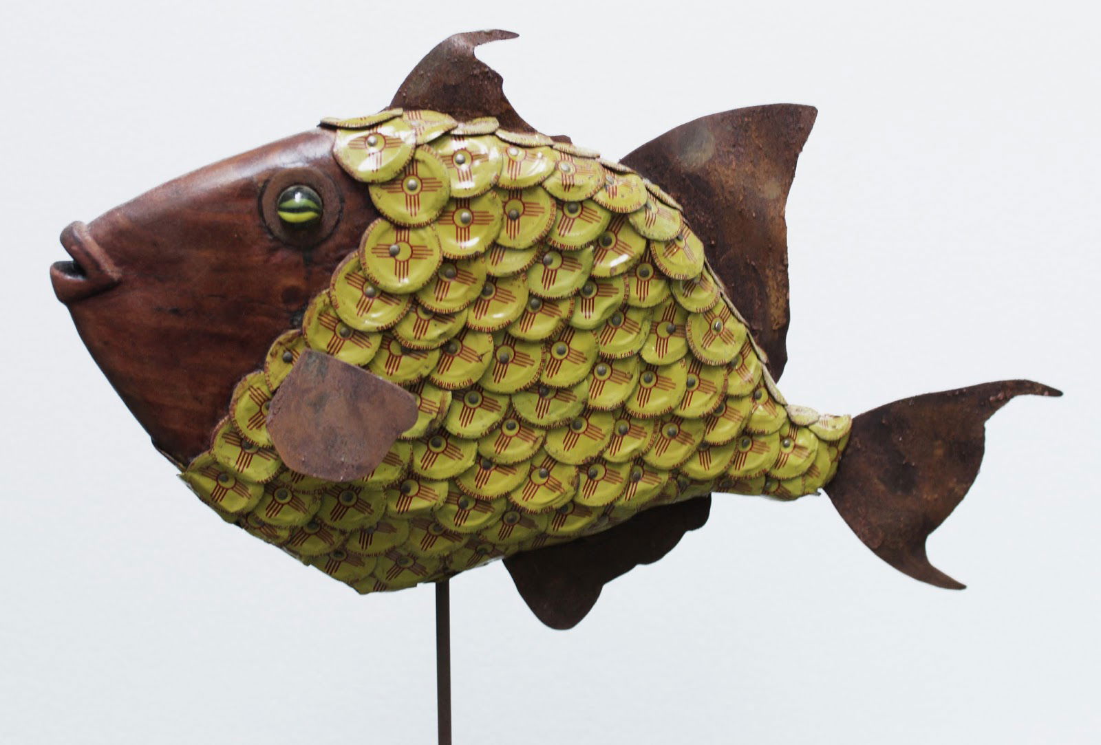 SANTA CRUZ FISH - Wood, sheets, marbles and sheet metal (2016). Measurements: 49cm12cm 43cm.