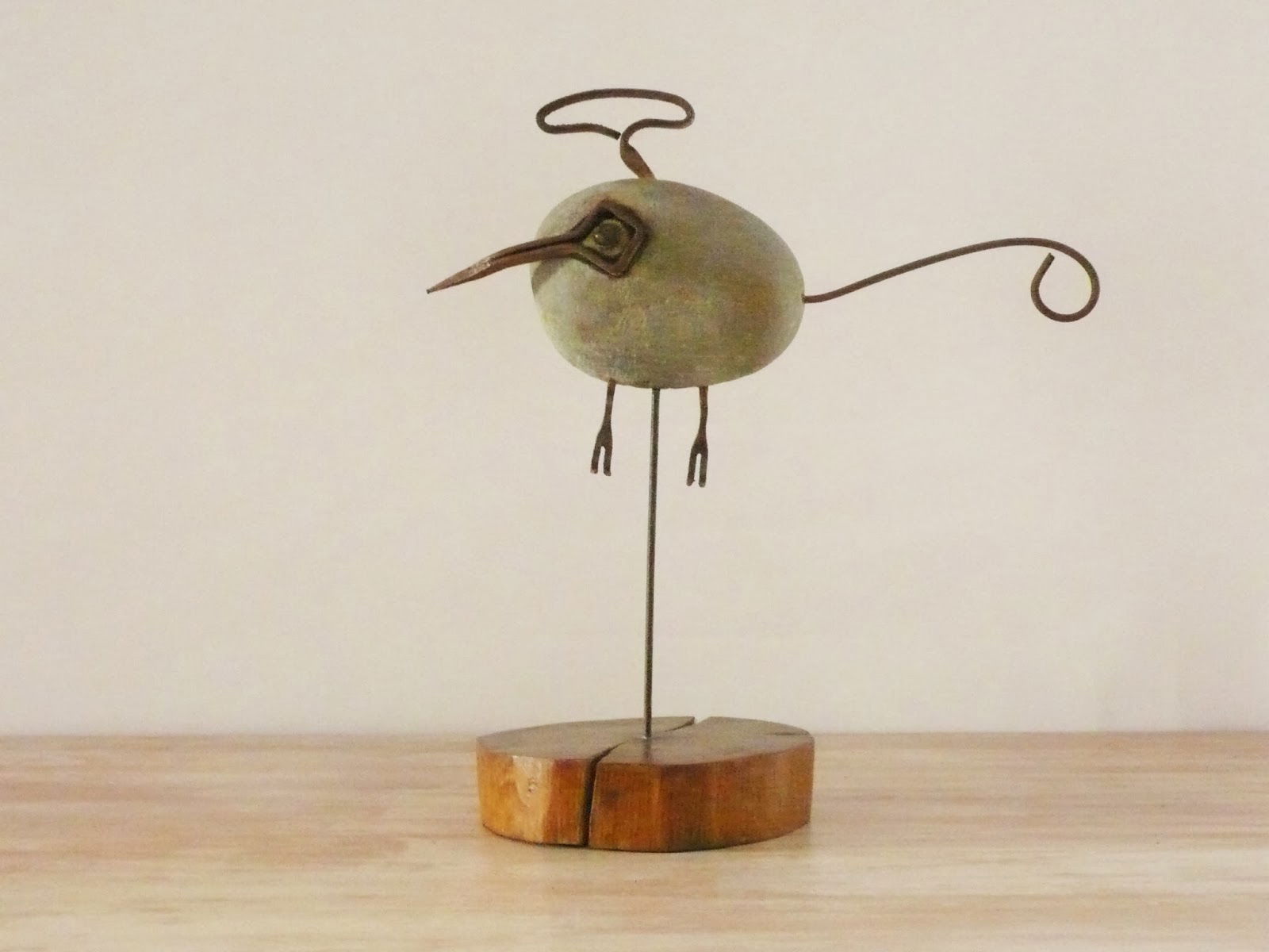 PÁJARO
