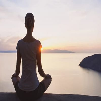 What are the pros of private meditation in queens ?
