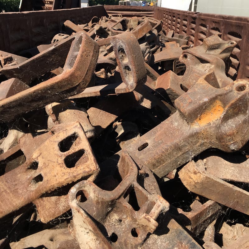 RECLAIMED RAILCAR & LOCOMOTIVE COMPONENTS