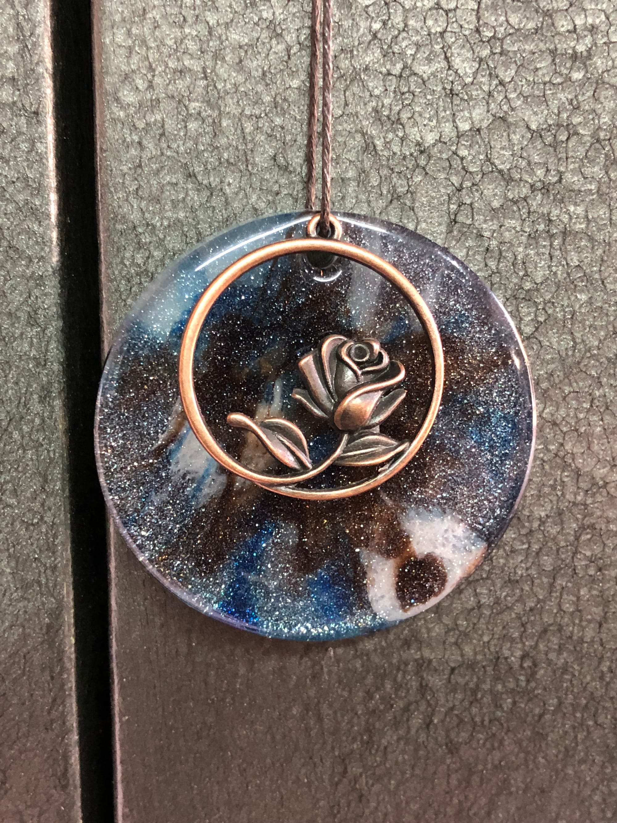 Pendant Resin Necklace