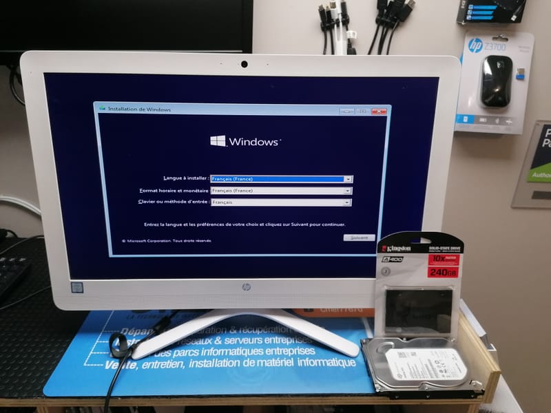 Quand la Technologie A Besoin d'Aide: Images de Réparations d'Ordinateurs
