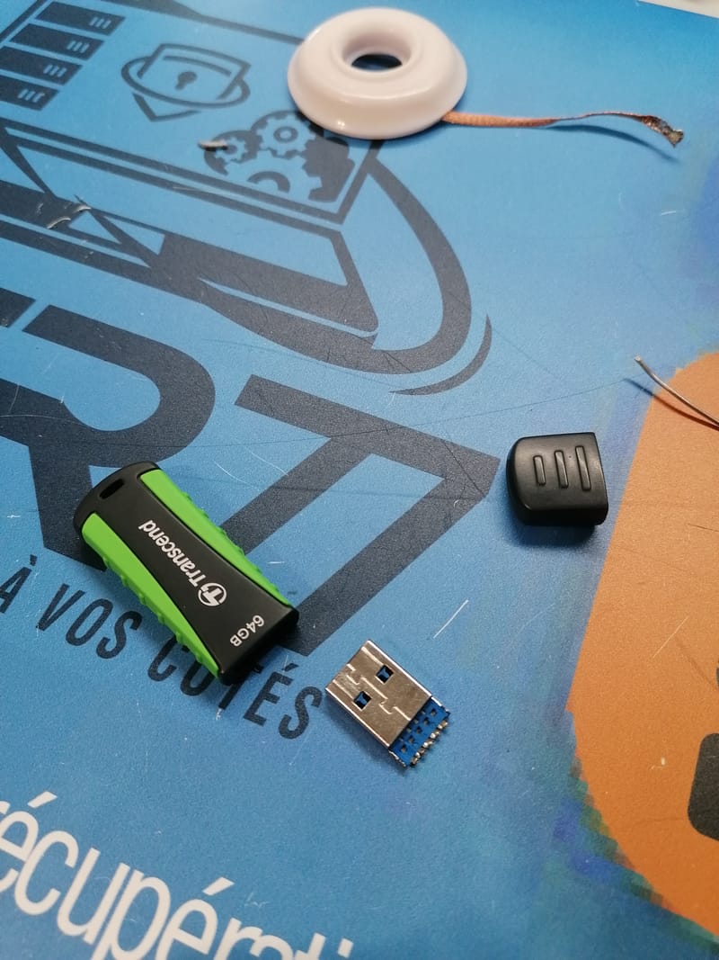 Au Coeur de la Technologie : Photos de Micro-Soudure Réparatrice