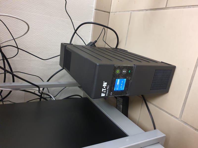 Tous Connectés : Instantanés de Brassage et Réseaux