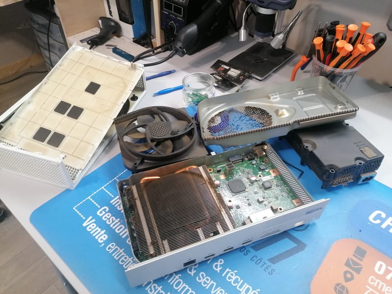 Restaurer le Plaisir du Jeu : Instantanés de Réparation de Consoles