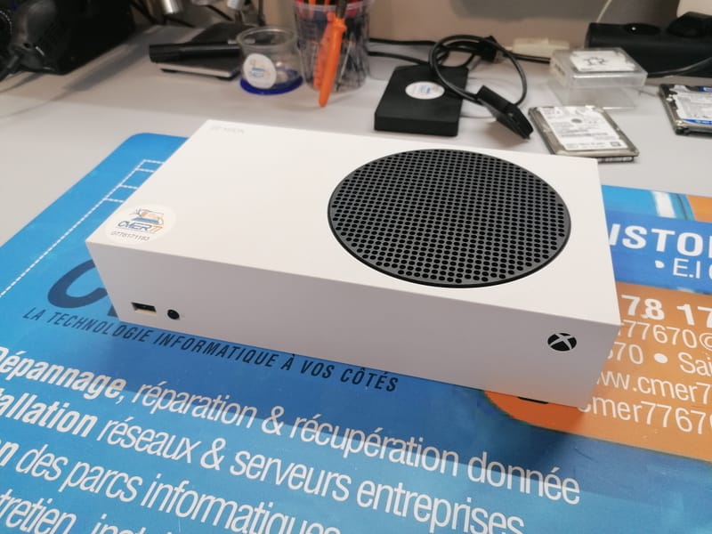 Restaurer le Plaisir du Jeu : Instantanés de Réparation de Consoles