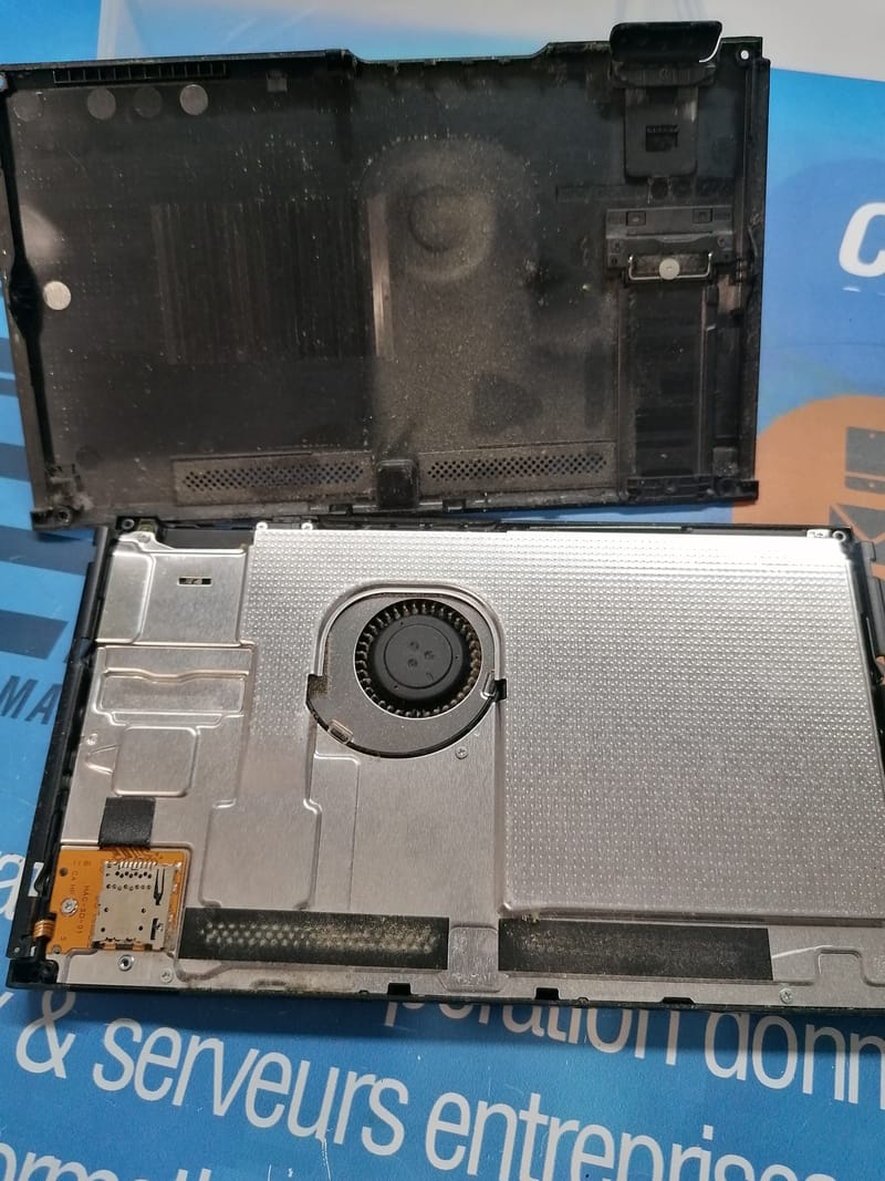 Restaurer le Plaisir du Jeu : Instantanés de Réparation de Consoles