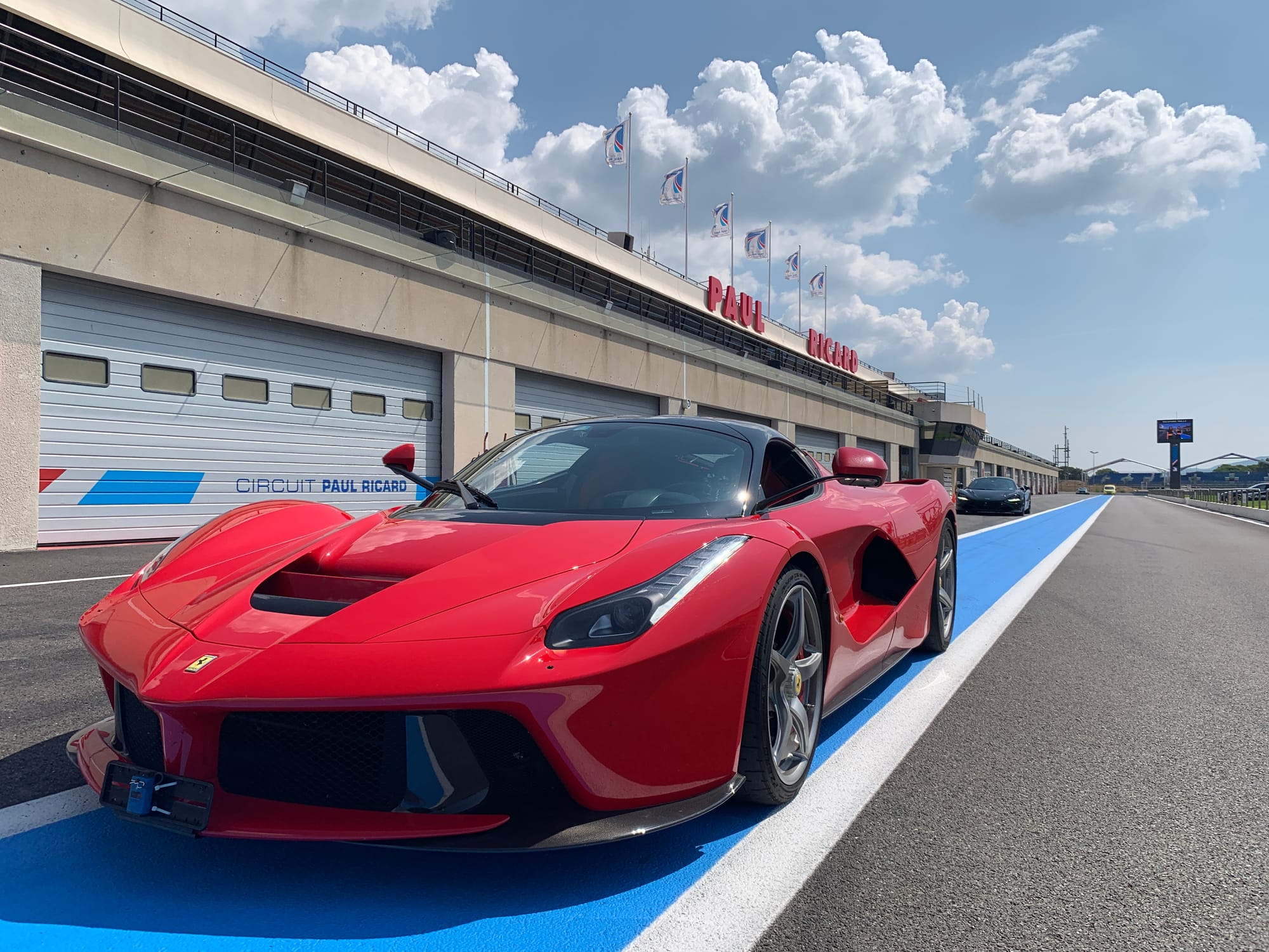 La Ferrari au Castellet