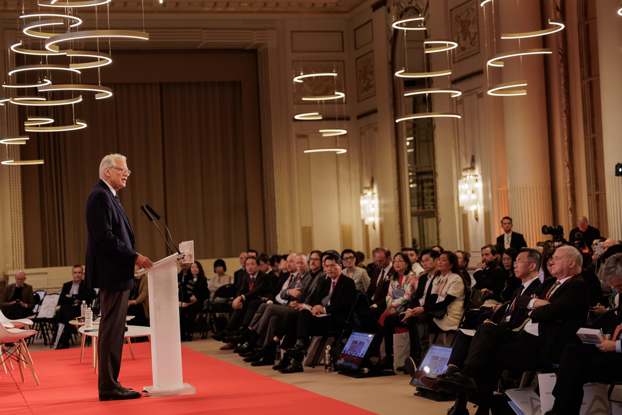 Discours de cloture du China France Investment Dialogue 2023 par M. de Villepin