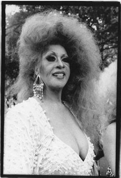 Episode 4: Drag Crimes
