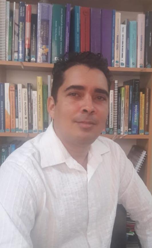 M. V. Rubén Gonzáles
