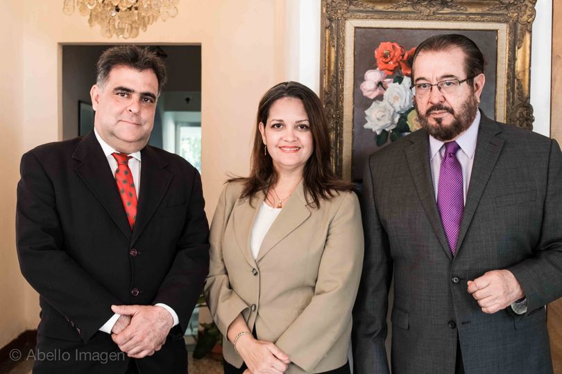 Representantes del Centro ECI