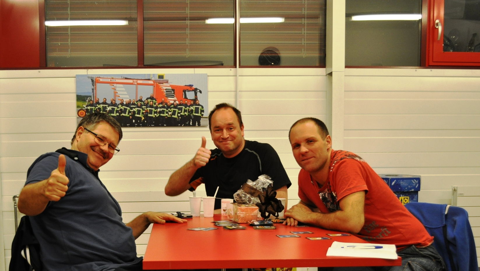 Membres de l'association et invités sur les stands