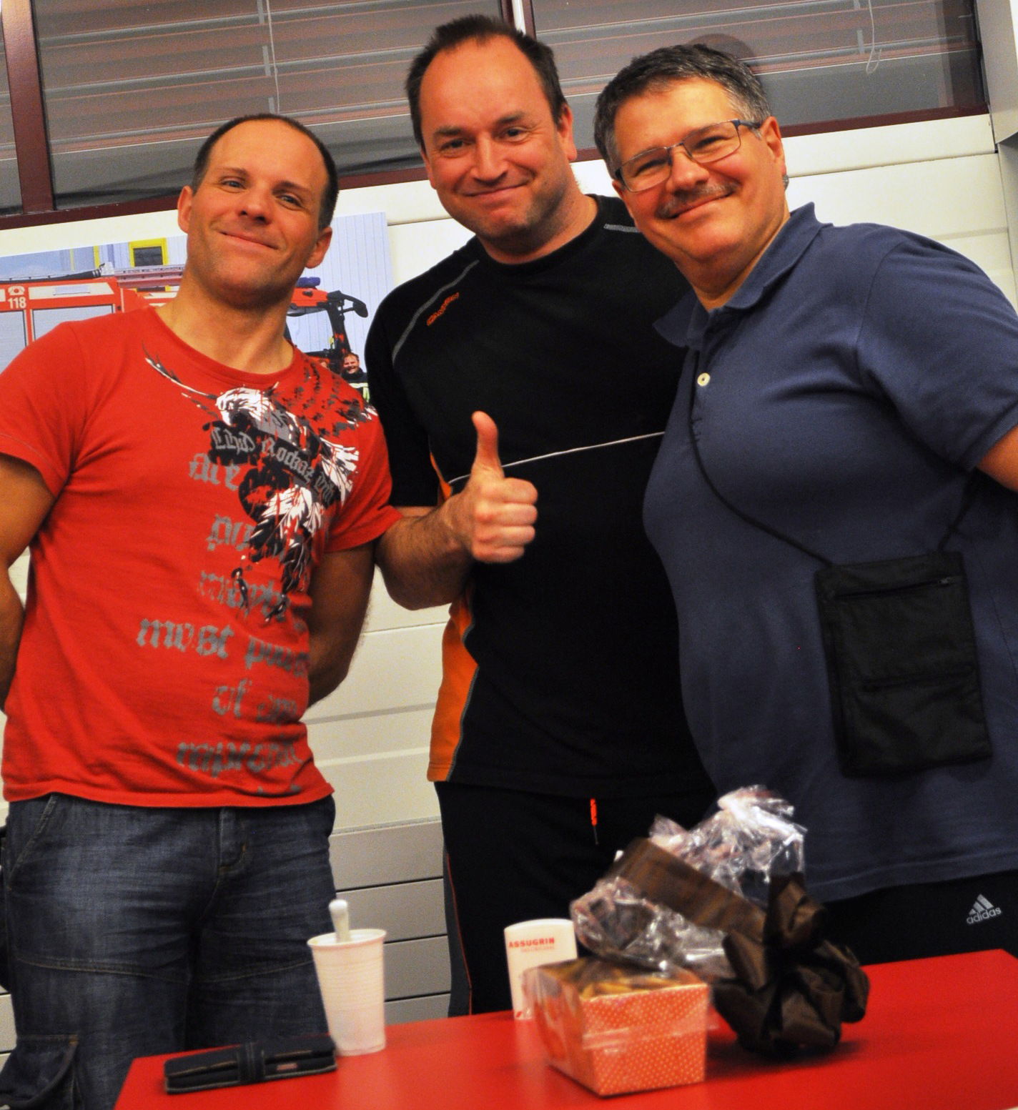 Membres de l'association et invités sur les stands