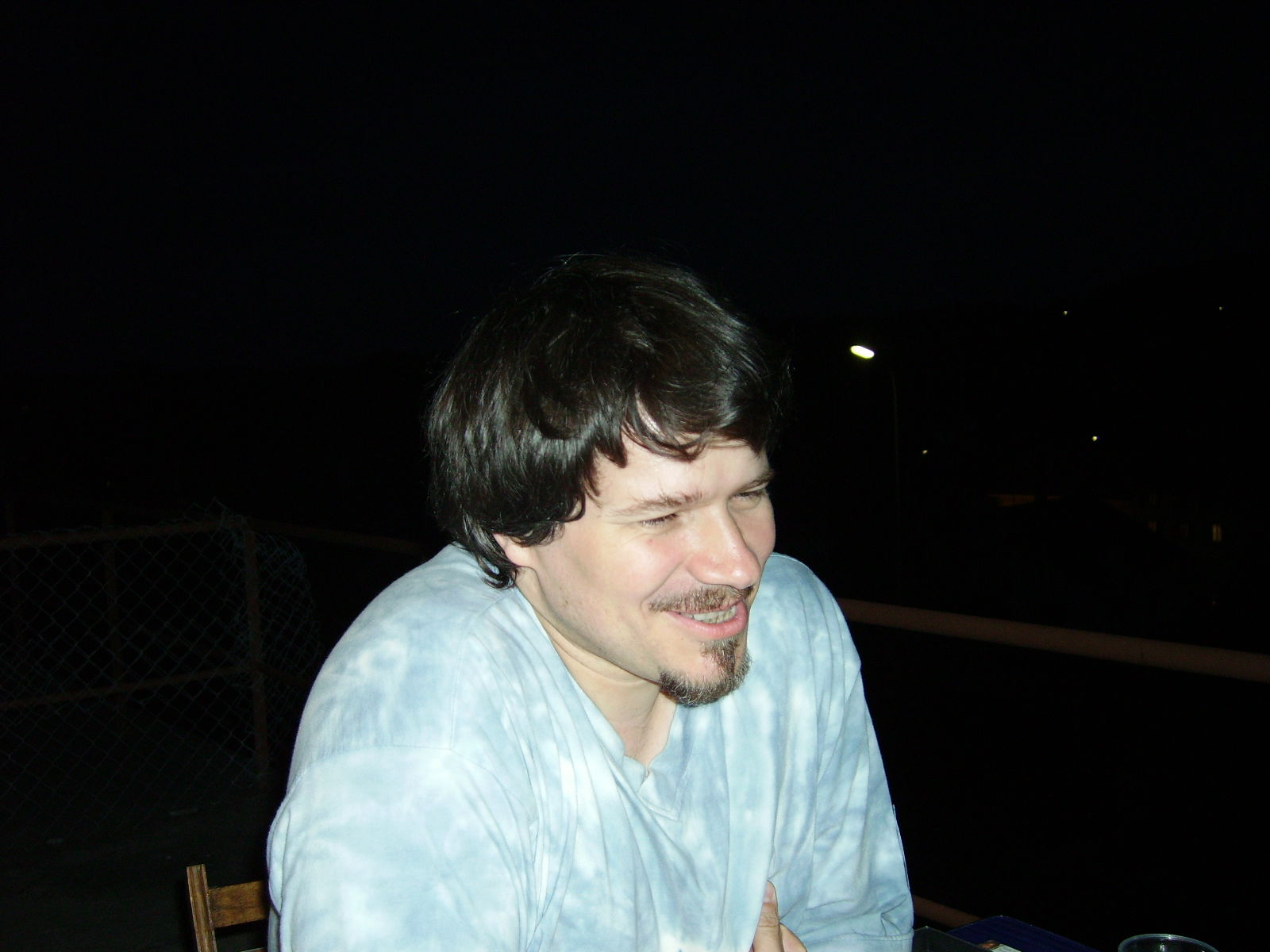 Membres de l'association et invités sur les stands