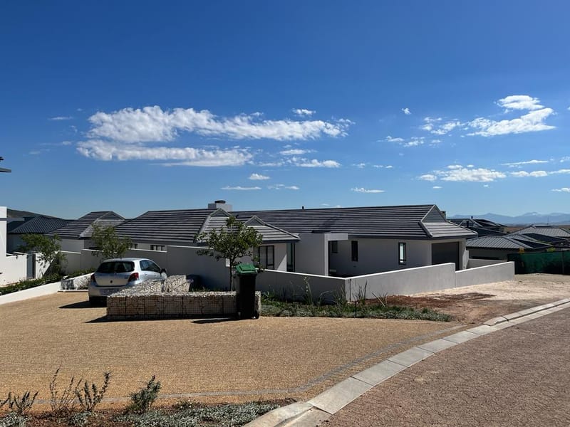 STANDARD SINGLE STOREY DWELLING