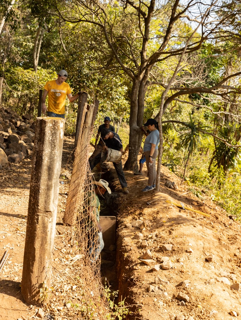 1. Legada a Chiquimulilla. Construcción del Muro de Contención en Guayabales