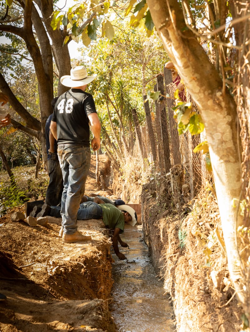 1. Legada a Chiquimulilla. Construcción del Muro de Contención en Guayabales