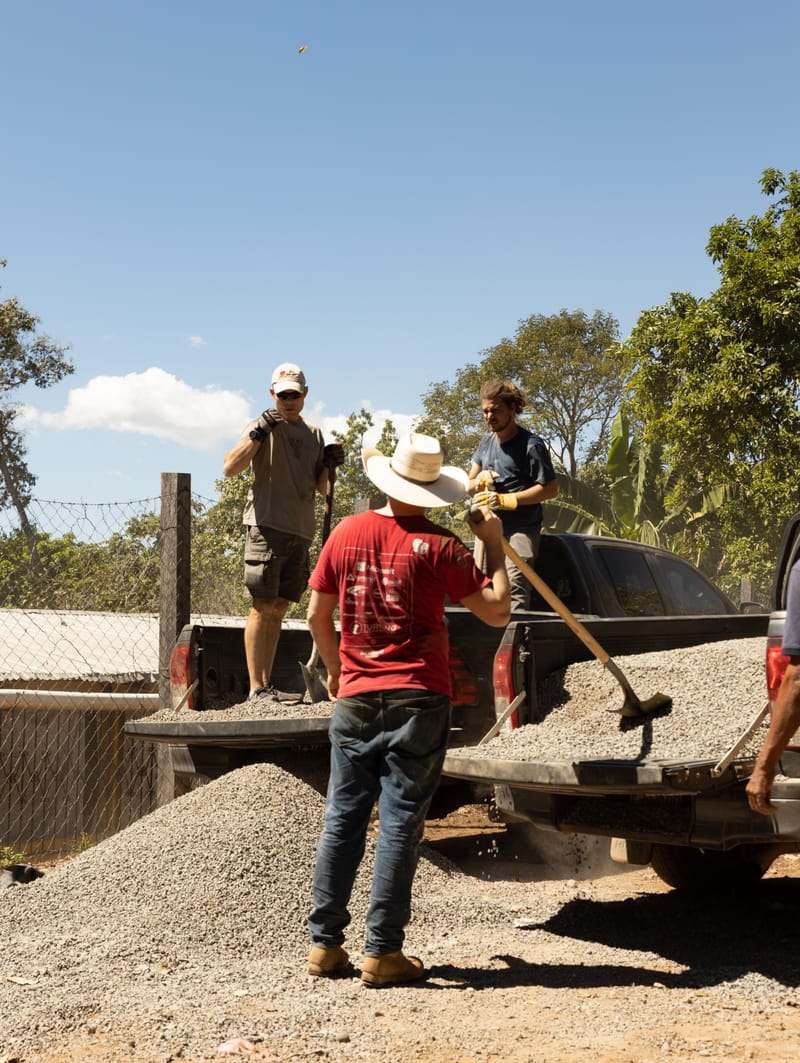 1. Legada a Chiquimulilla. Construcción del Muro de Contención en Guayabales