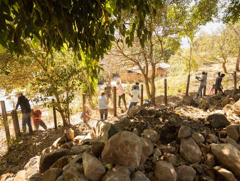 1. Legada a Chiquimulilla. Construcción del Muro de Contención en Guayabales