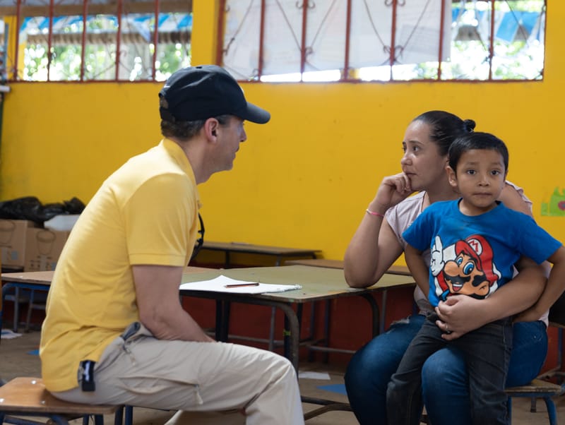 2. Atención Médica en las aldeas de Guayabales y Chanlapa