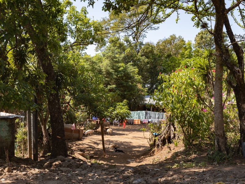 4. ROSTROS Y LUGARES PARA NO OLVIDAR